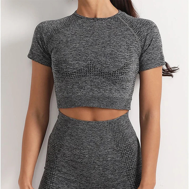 "Rendimiento y Estilo: Camiseta Fitness Crop Top de Manga Corta Sin Costuras"