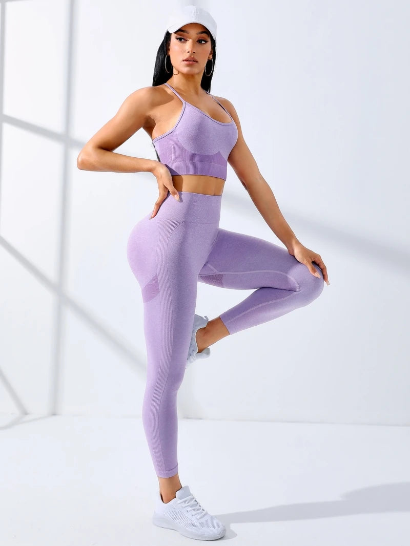 "Libertad y Estilo: Set Yoga 2PCS para Mujeres Sin Costuras"